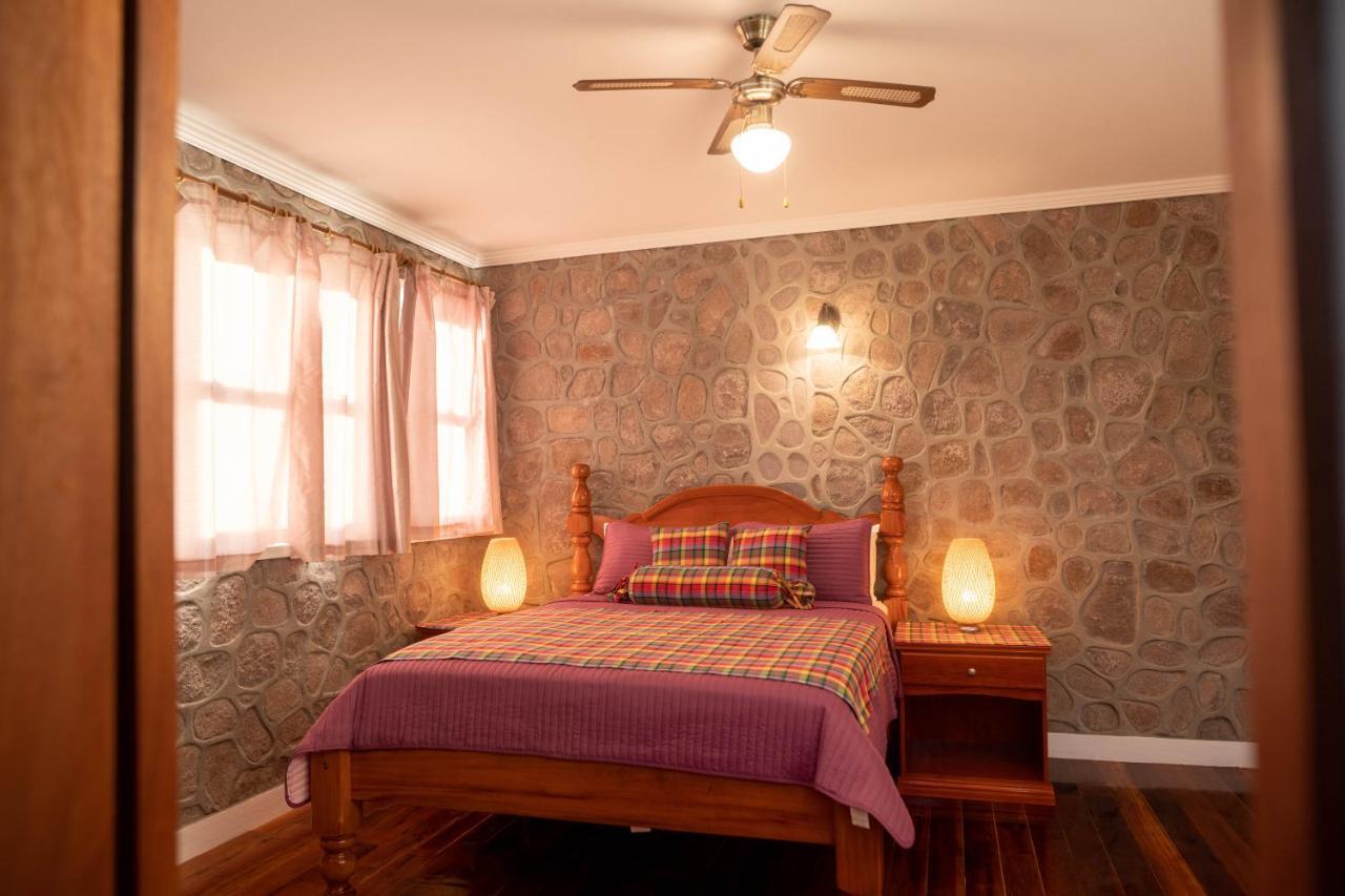 Belle Etoile - Celestial Hideaway Villa Soufrière Dış mekan fotoğraf